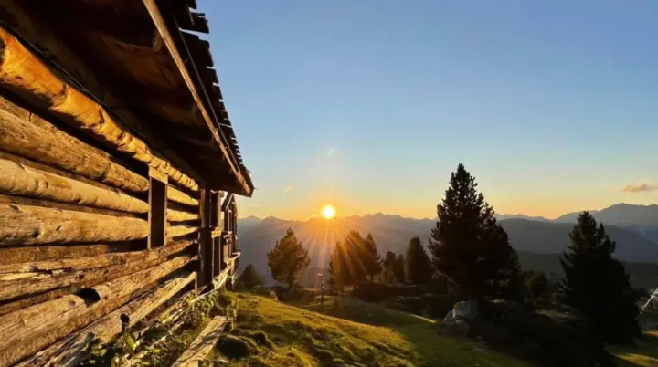 Foto einer Hütte in den Alpen | © DAV Bielefeld