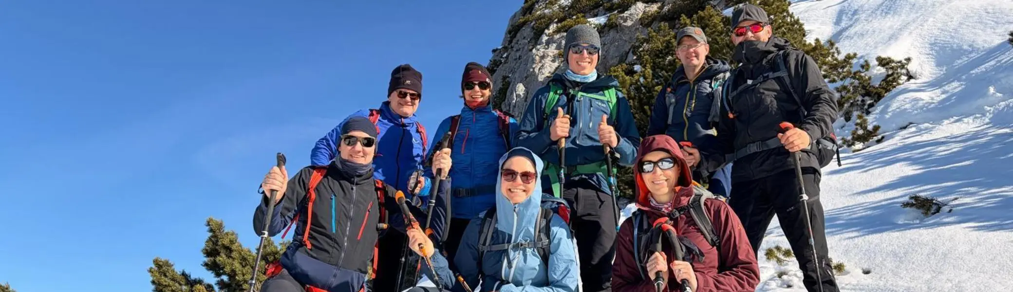 Teilnehmende Personen vor der Bergen | © DAV Bielefeld