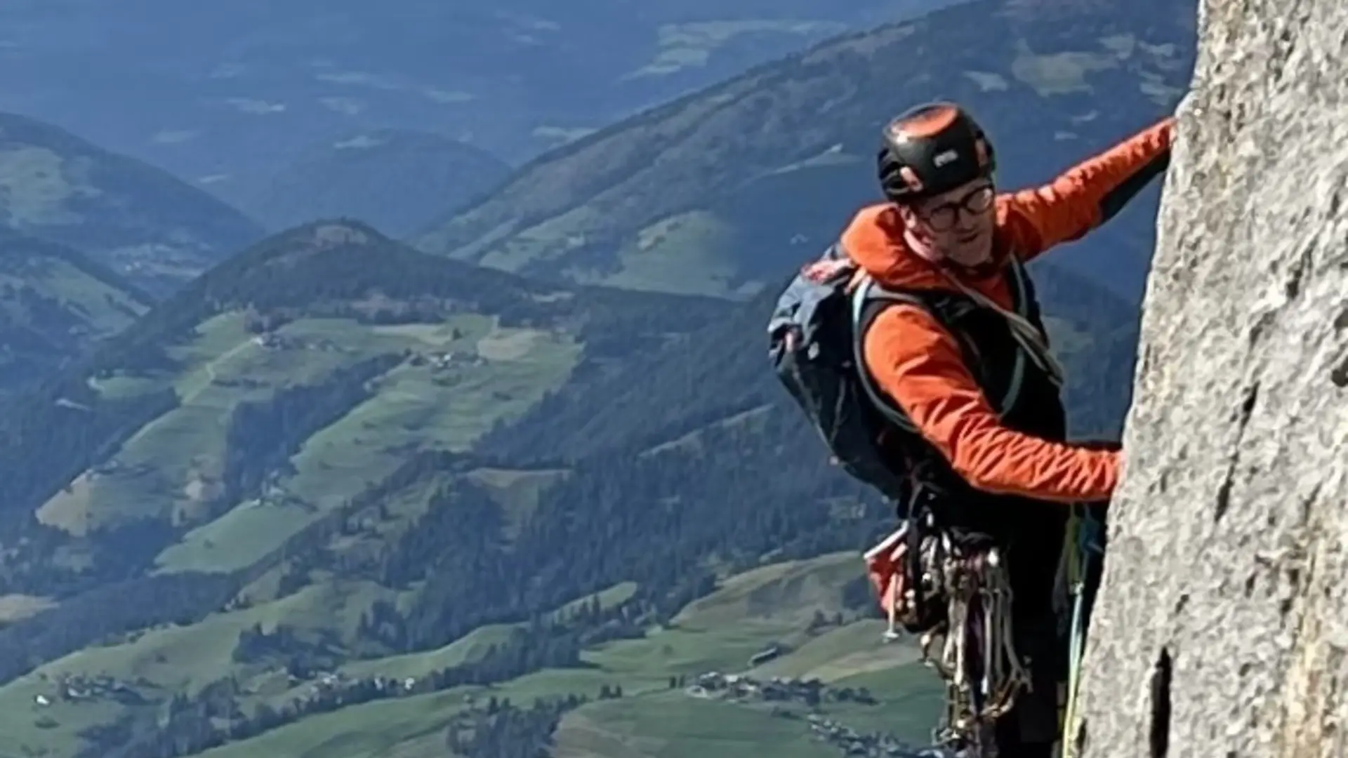 Person im Fels am Klettern | © DAV Bielefeld