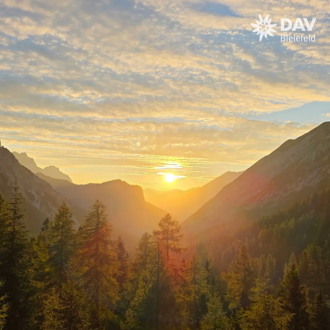 Alpenfoto mit Sonne | © DAV Bielefeld