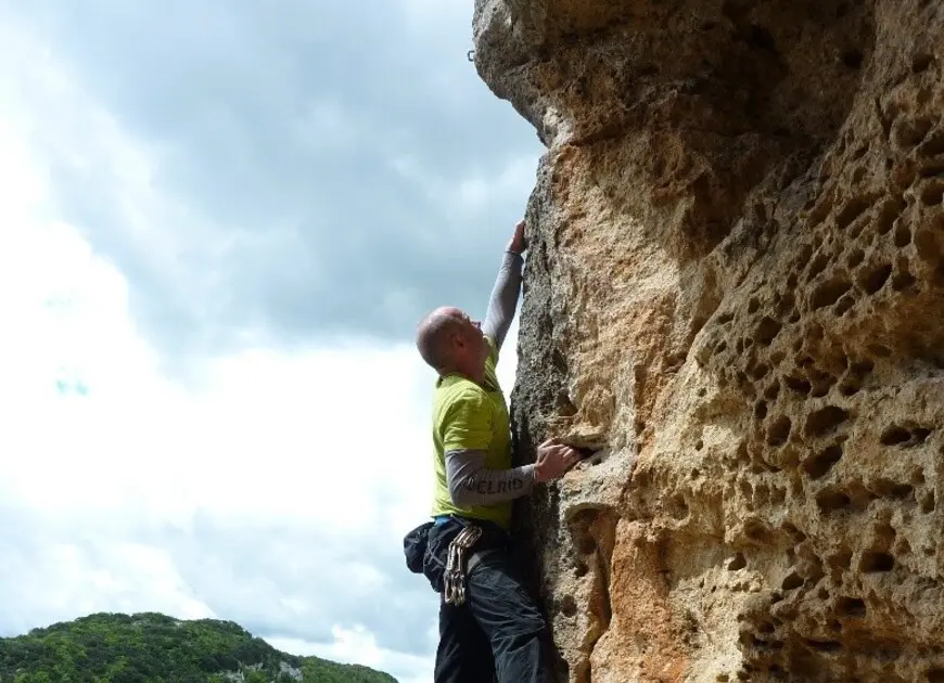 Kletterer am Fels | © DAV Bielefeld