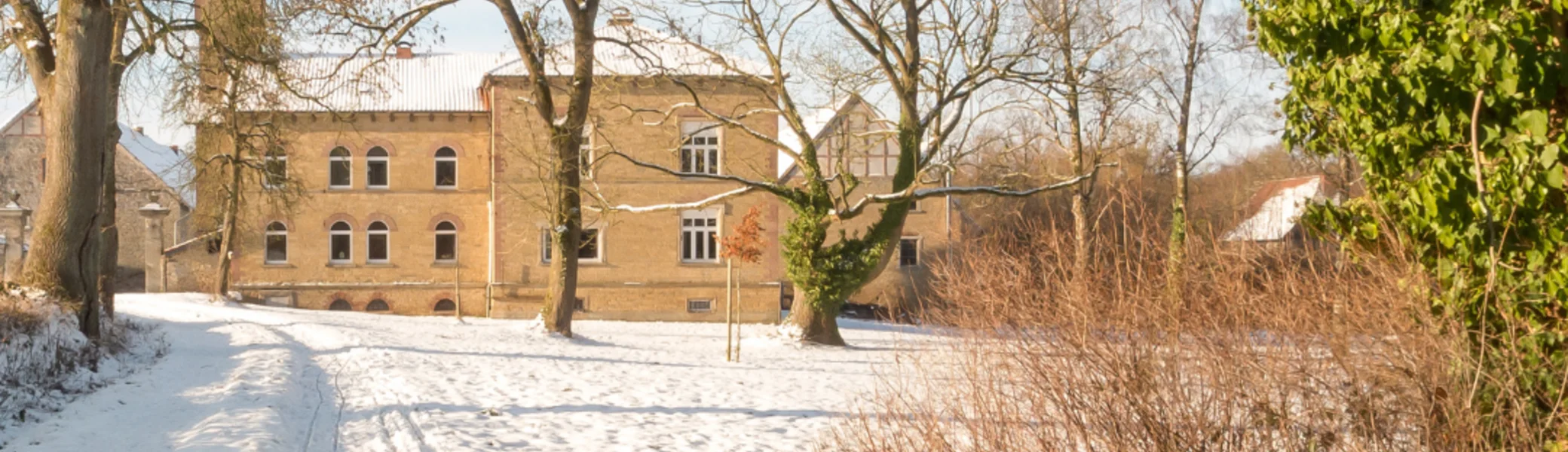 Winterliche Grbäude | © DAV Bielefeld